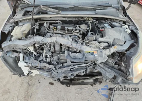 2013 Ford Focus Se z USA, uszkodzony, nr VIN 1FADP3K2XDL263412